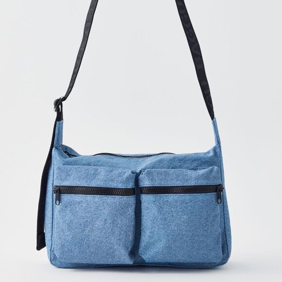 NWT Baggu Medium Cargo Crossbody - Digital Denim - Picture 2 of 4